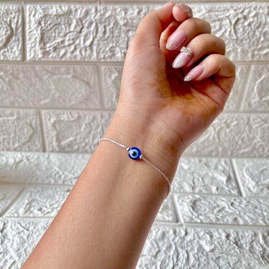 Protective Charm Sleek Evil Eye Chain Bracelet - Elegant Guardian 925 Hallmarked Pure Silver Jewelry